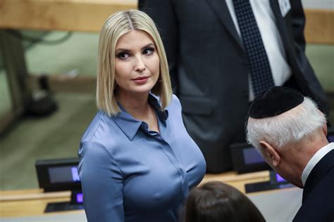 Ivanka Trumps Wardrobe Malfunction at the UN Gets Chilly。